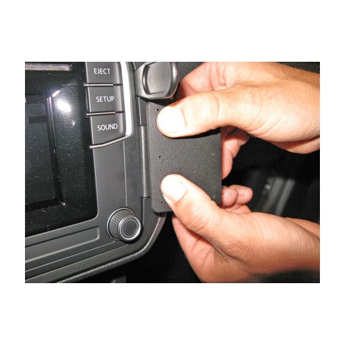 855134 Brodit ProClip für VW Caddy, ab Bj. 2015 bis 2020, Rechts vom  Lenkrad, Mittelkonsole, rechts am Radio
